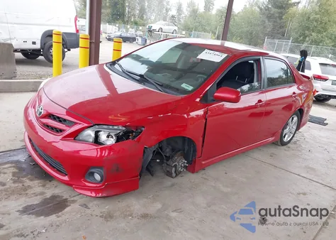 2013 Toyota Corolla S z USA, uszkodzony, nr VIN 2T1BU4EE9DC005072